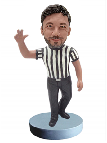 Referee 3